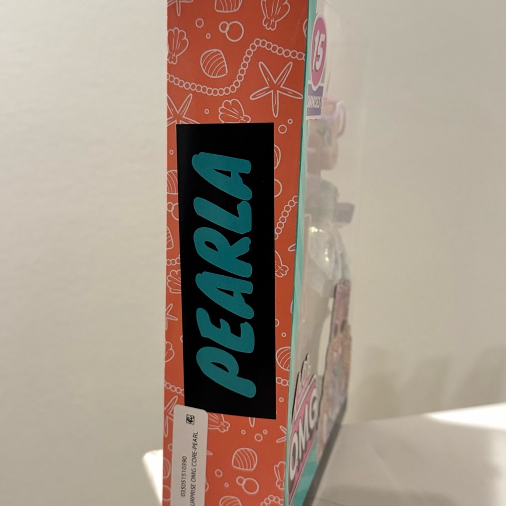 L.O.L. Surprise!O.M.G. Pearla Fashion Doll with 15 Surprises,Mermaid Themed. NEW - Picture 7 of 7